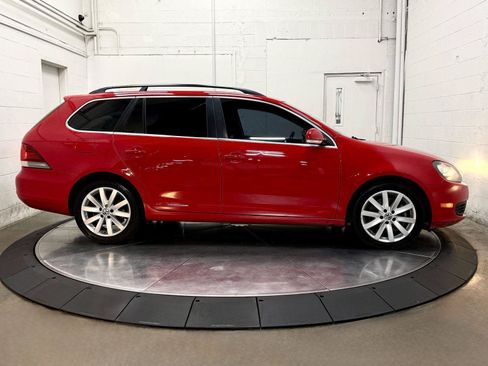 Used 2012 Volkswagen Jetta TDI FWD image 10
