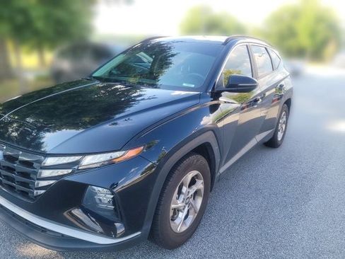 Used 2022 Hyundai Tucson SEL FWD image 2