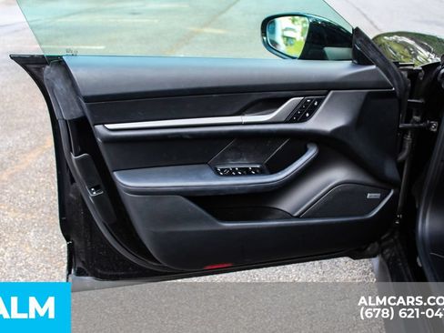 Used 2022 Porsche Taycan RWD image 37
