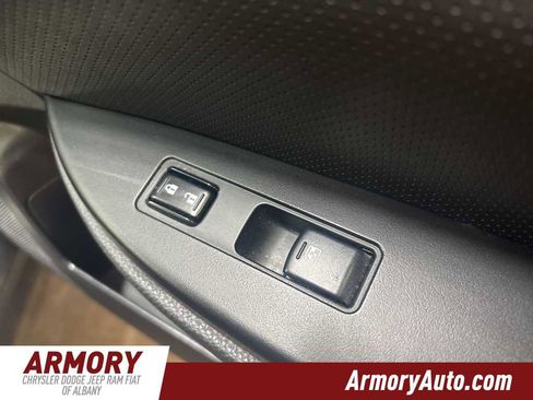 Used 2014 Subaru Outback 2.5i Limited image 35