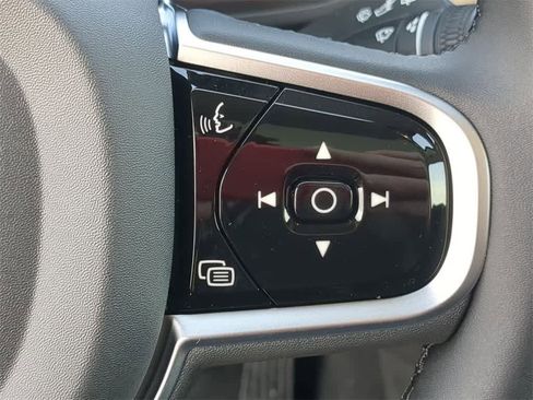 New 2026 Volvo XC60 B5 Plus w/ Protection Package Premier image 23