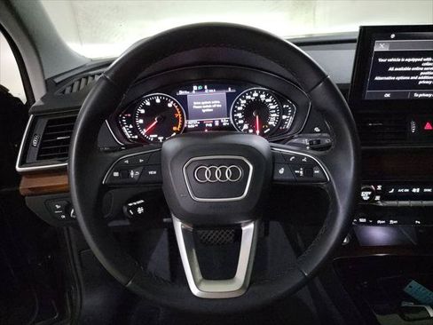 Used 2022 Audi Q5 2.0T Premium w/ Convenience Package AWD/4WD image 18