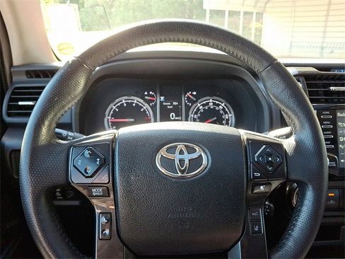 Used 2021 Toyota 4Runner Venture w/ Moonroof Package image 19