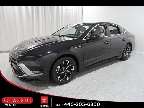 Used 2024 Hyundai Sonata SEL image 3