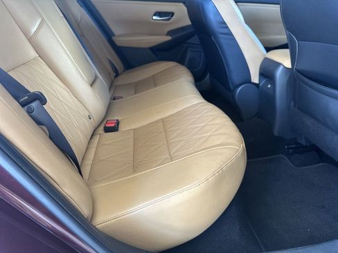 Used 2022 Nissan Sentra SV w/ SV Premium Package image 35