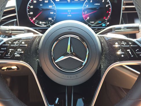 Used 2025 Mercedes-Benz E 350 E 350 image 13