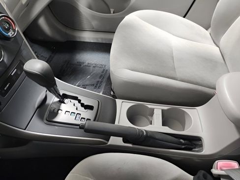 Used 2009 Toyota Corolla LE image 26