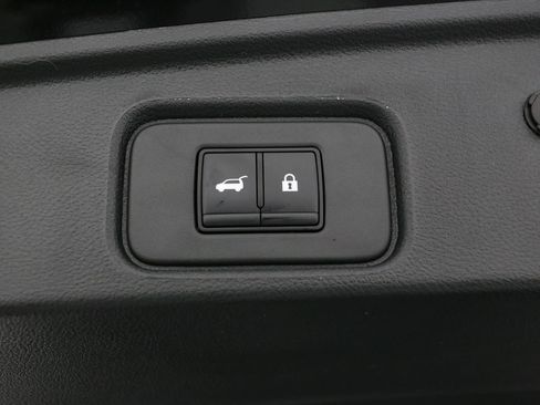 Used 2025 Nissan Pathfinder Rock Creek image 14