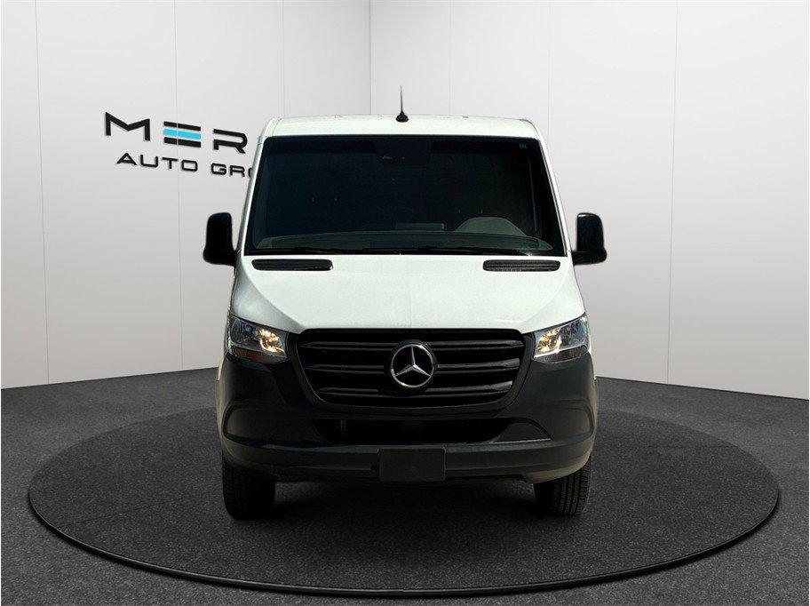 Used 2024 Mercedes-Benz Sprinter 2500 144 Cargo image 3
