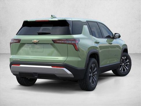 New 2026 Chevrolet Equinox LT image 4