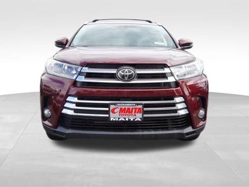 Used 2018 Toyota Highlander Limited image 9