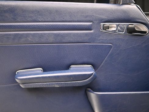 Used 1987 Mercedes-Benz 560 SL image 67
