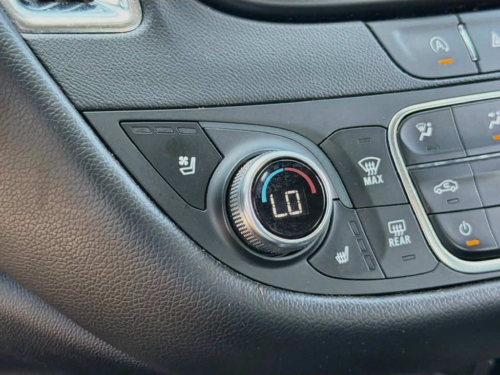 Used 2024 Chevrolet Malibu LT FWD image 18