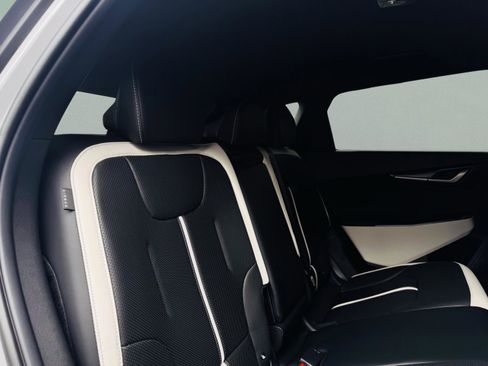 New 2025 Kia EV6 GT-Line RWD image 32