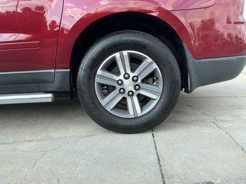 Used 2015 Chevrolet Traverse LT FWD image 26