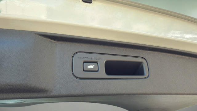 Used 2025 Honda Pilot EX-L image 35