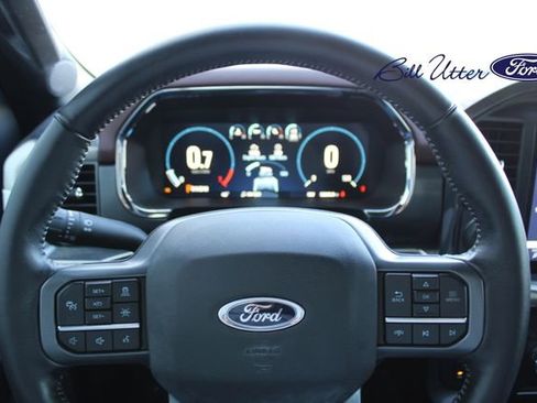 Used 2022 Ford F150 Lariat image 24