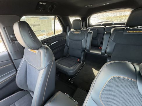 New 2026 Ford Explorer Tremor image 36