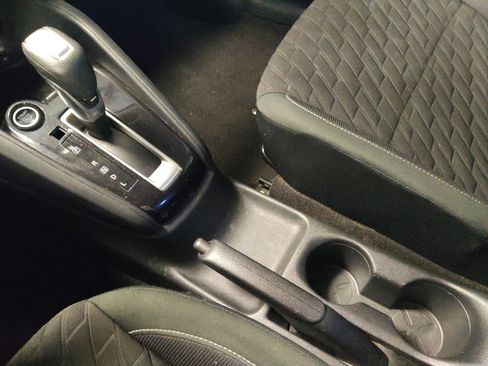 Used 2021 Nissan Kicks S FWD image 26