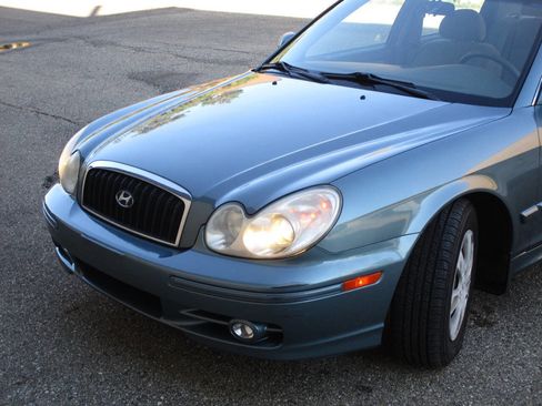 Used 2004 Hyundai Sonata image 37
