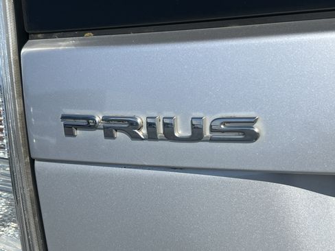 Used 2010 Toyota Prius Three FWD image 9