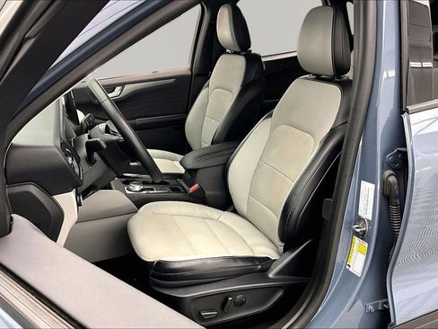 Certified 2024 Ford Escape SE FWD image 25