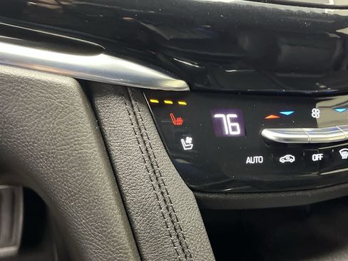 Used 2023 Cadillac XT6 Sport image 26