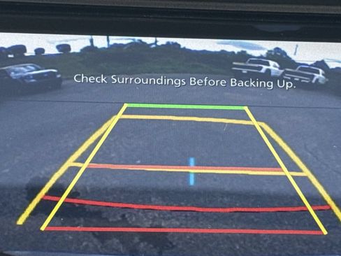 Used 2016 Toyota RAV4 XLE w/ Four Season Floor Mat Package AWD/4WD image 28