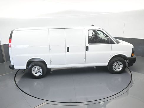 New 2025 Chevrolet Express 2500 w/ Driver Convenience Package image 35
