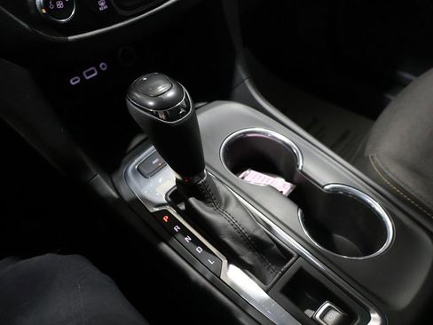 Used 2020 Chevrolet Equinox LT image 29