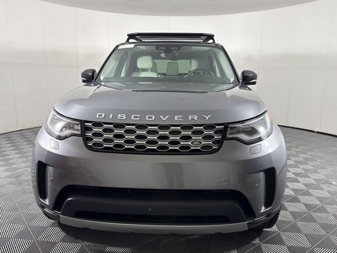 Used 2025 Land Rover Discovery S AWD/4WD image 6