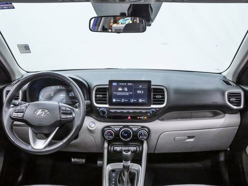 Certified 2024 Hyundai Venue SEL image 16