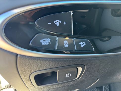 Used 2026 Genesis GV70 2.5T image 33