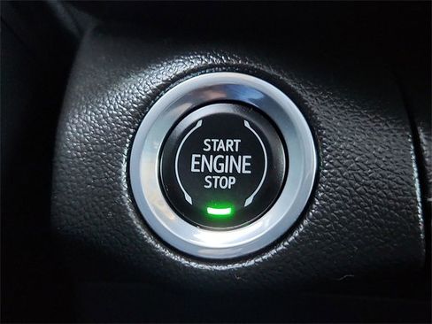 Certified 2023 Buick Envision Avenir image 22