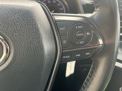 Used 2021 Toyota Camry SE image 27