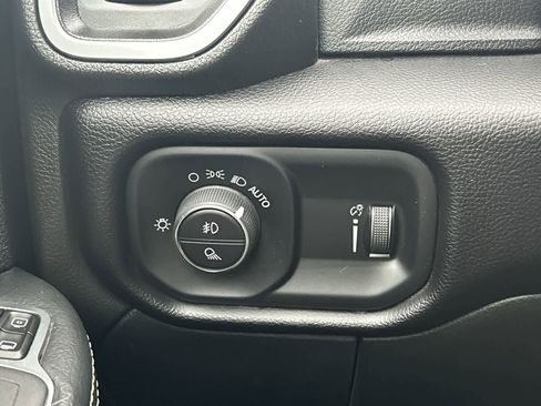 Used 2024 RAM 2500 Big Horn image 12