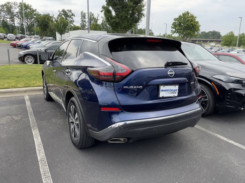 Used 2023 Nissan Murano S AWD/4WD image 17