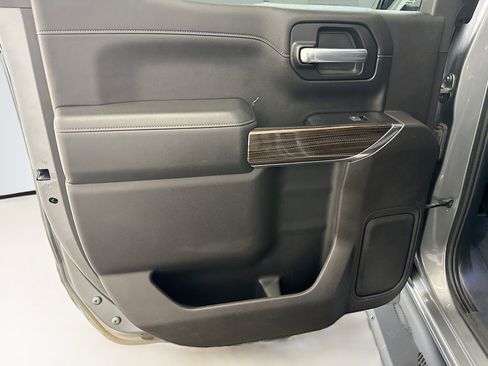 Used 2020 Chevrolet Silverado 1500 LT Trail Boss image 28