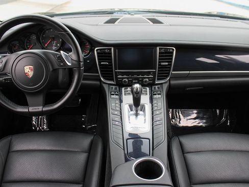 Used 2012 Porsche Panamera image 12