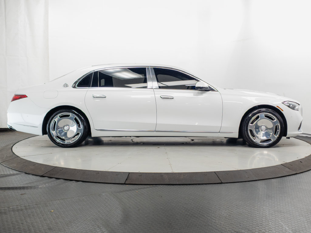Used 2024 Mercedes-Benz Maybach S 580 4MATIC image 38