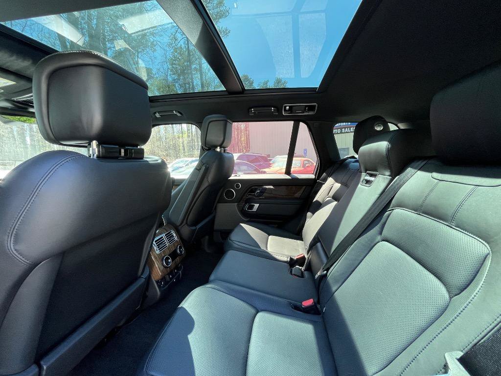 Used 2018 Land Rover Range Rover Supercharged AWD/4WD image 22