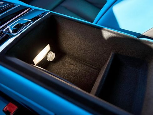 Used 2025 Rolls-Royce Cullinan image 64