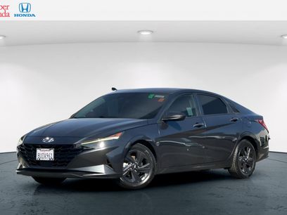 Used 2021 Hyundai Elantra SEL w/ Convenience Package