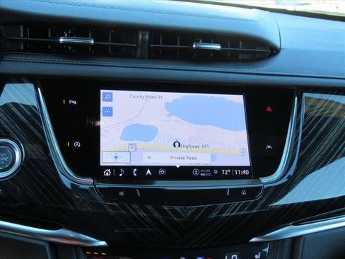 Used 2025 Cadillac XT6 Premium Luxury image 21