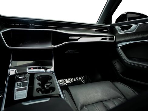 Used 2022 Audi S6 Prestige AWD/4WD image 43