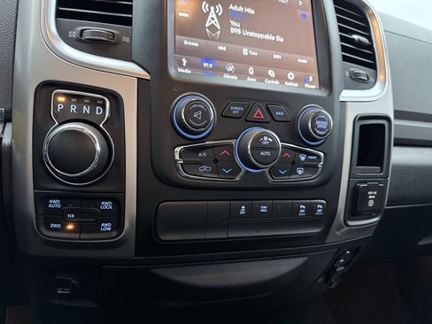 Used 2019 RAM 1500 Big Horn image 19