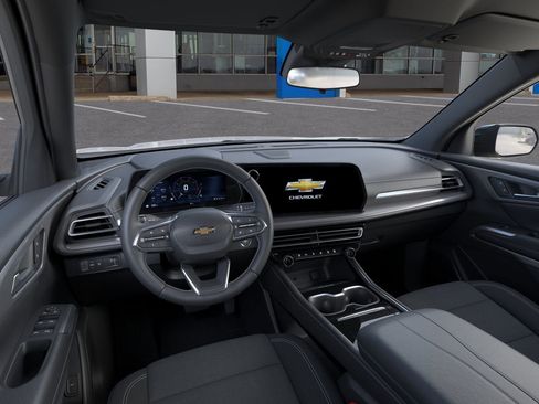 New 2026 Chevrolet Traverse LT FWD image 15