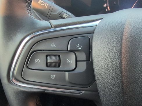 Used 2025 Buick Envista Sport Touring image 15