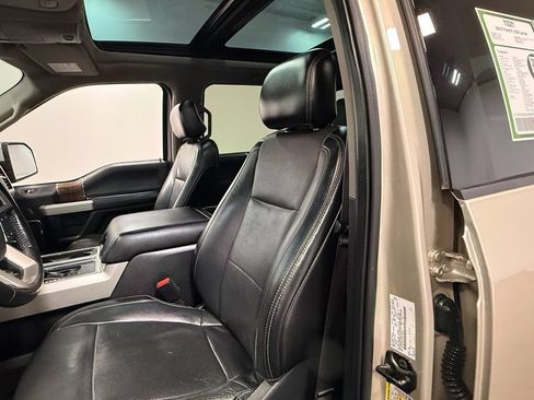Used 2017 Ford F150 Lariat w/ Equipment Group 502A Luxury AWD/4WD image 61