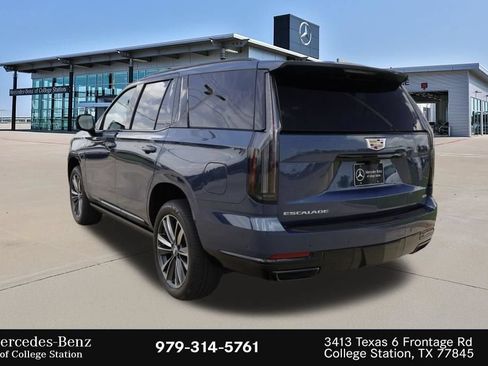 Used 2026 Cadillac Escalade Sport RWD image 8